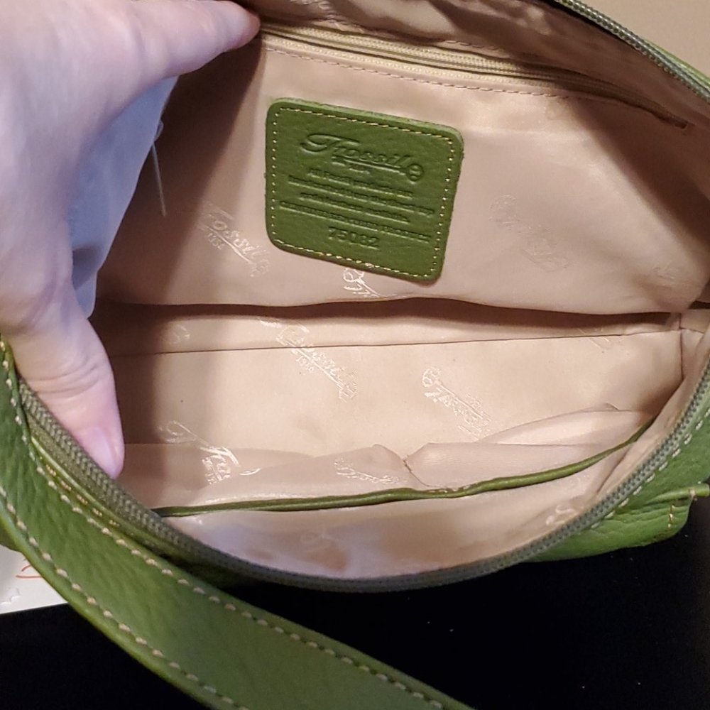 Fossil Purse - Picture 3 of 8